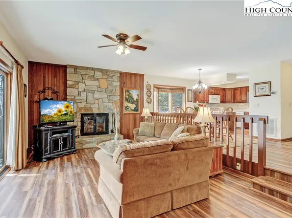 751 Chetola Lake Drive #1, Blowing Rock, NC 28605