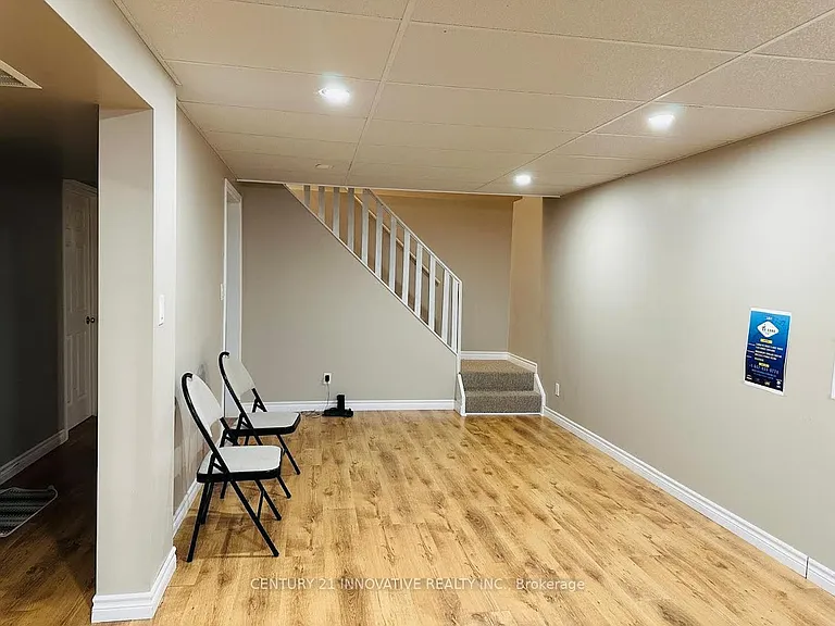 25 B Griffiths Dr #B — Photo 13