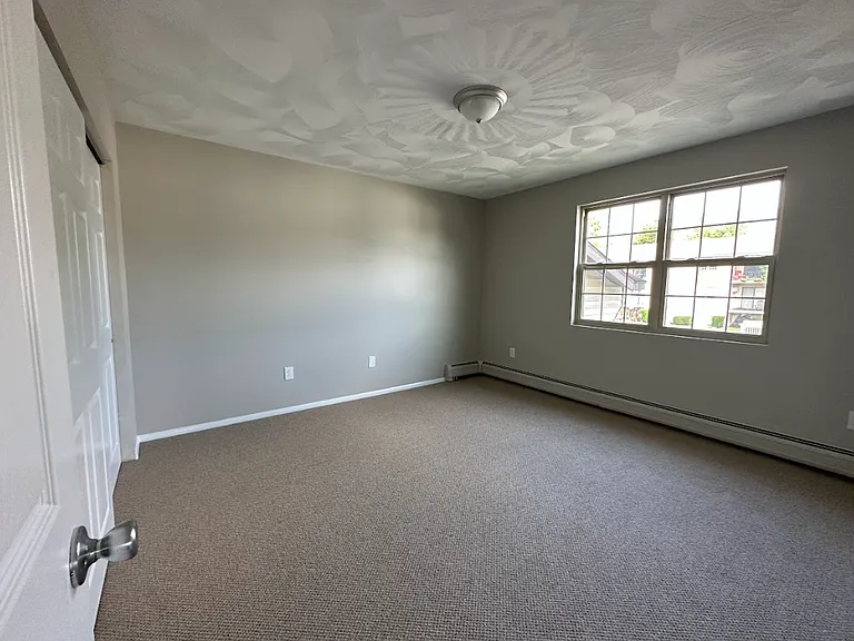 2 Wood Rd #B4 — Photo 6