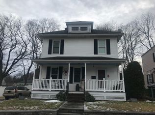 4 Vincent St, Auburn, MA 01501