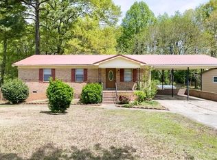 358 Five Acre Rd, Bessemer, AL 35023