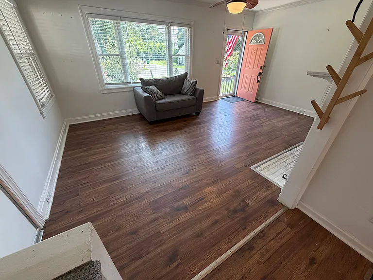 1240 Skyview Rd — Photo 4