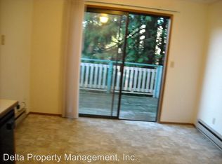 729 55th St SW #B, Everett, WA 98203