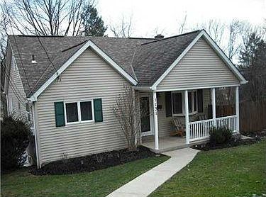 1st image of 1131 McKnight Dr