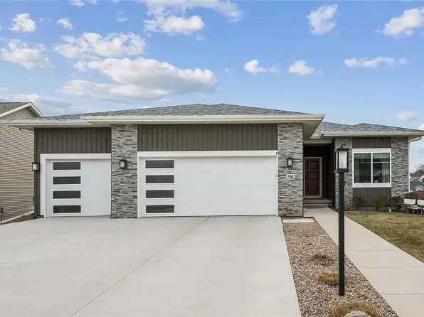 561 Fawn Ave, Tiffin, IA 52340