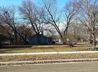 1301 10th St, Rockford, IL 61104