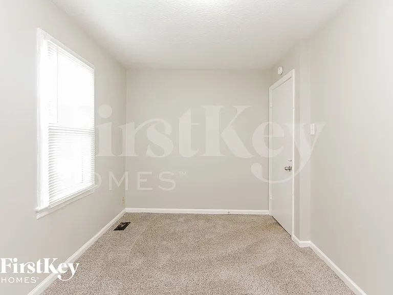 2337 Calhoun St — Photo 10