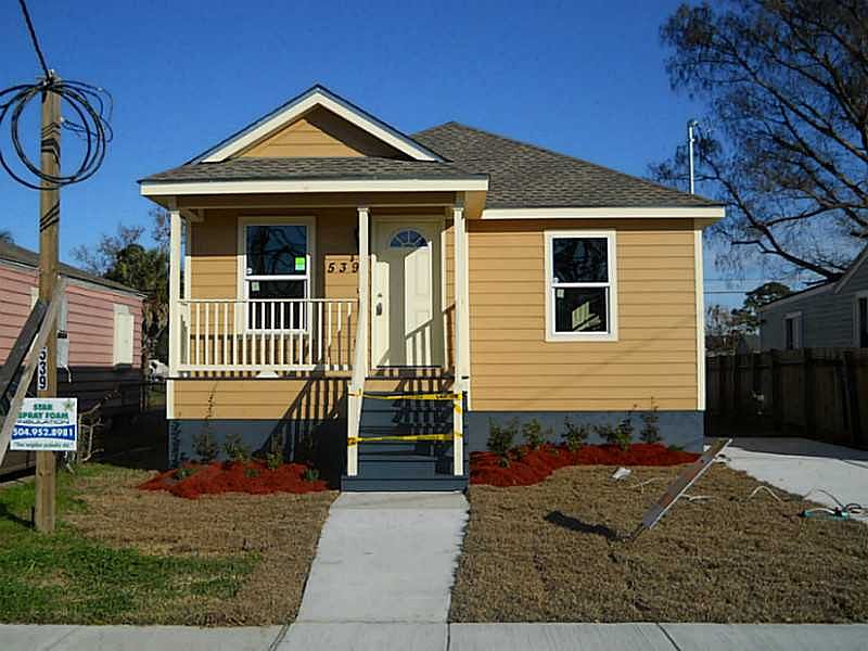 1st image of 539 Warrington Dr