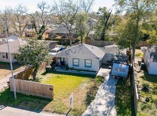5002 Chennault Rd, Houston, TX 77033