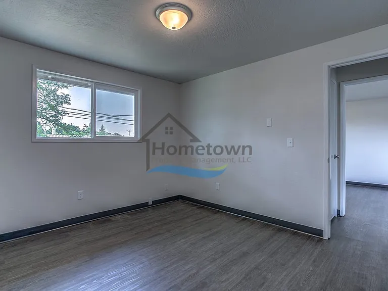 110-3 E Borah Ave — Photo 14