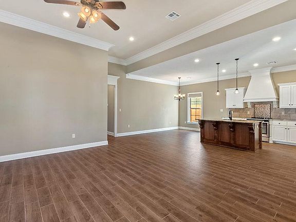 2nd image of 1012 Michelle Dr #D