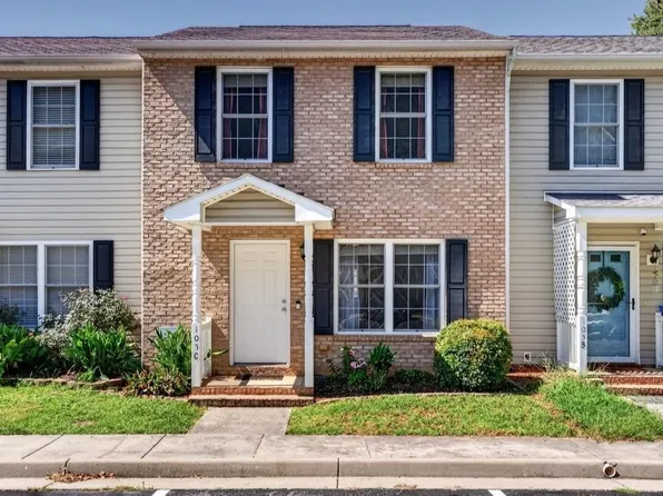 105C 13th St, Grottoes, VA 24441