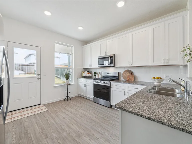 26209 Brahman Dr — Photo 7