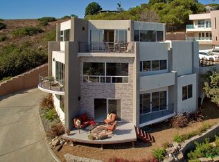 5352 Soledad Mountain Rd, San Diego, CA 92109