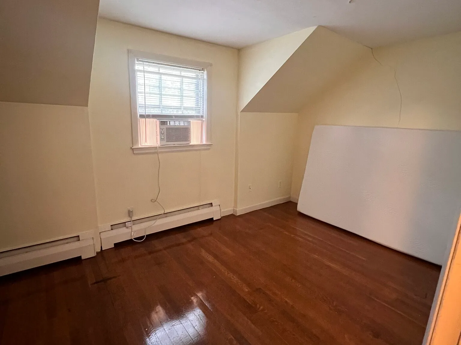 1 bed, 1.0 bath, $1,995 — Photo 3