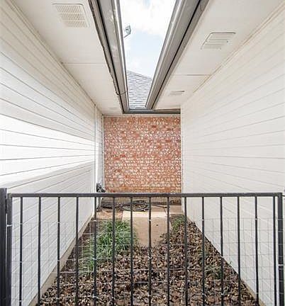 4th image of 109 Creekview Dr