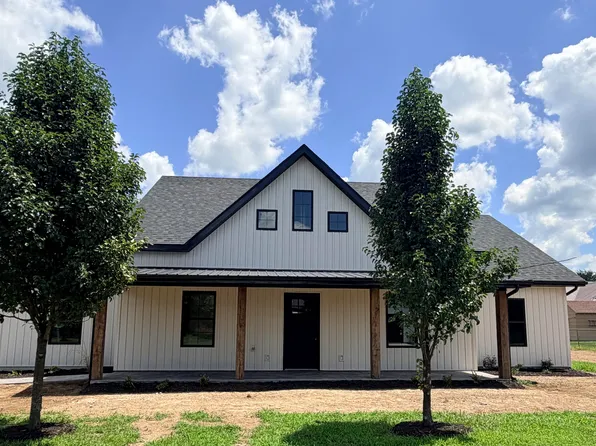 610 Robin Road, Mountain Grove, MO 65711