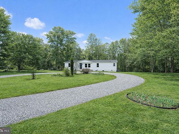 2nd image of 3662 Whitehall Rd