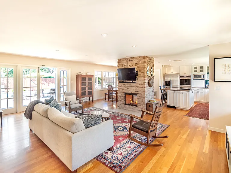 313 Point San Pedro Rd — Photo 21