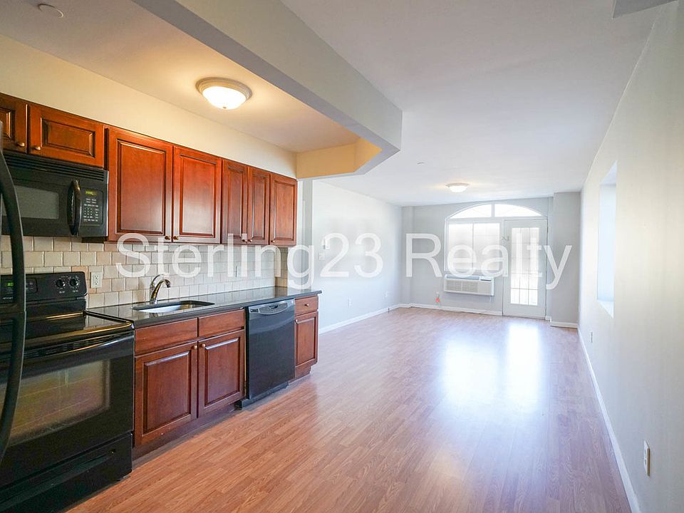 1st image of 27-16 12th St #Cc3