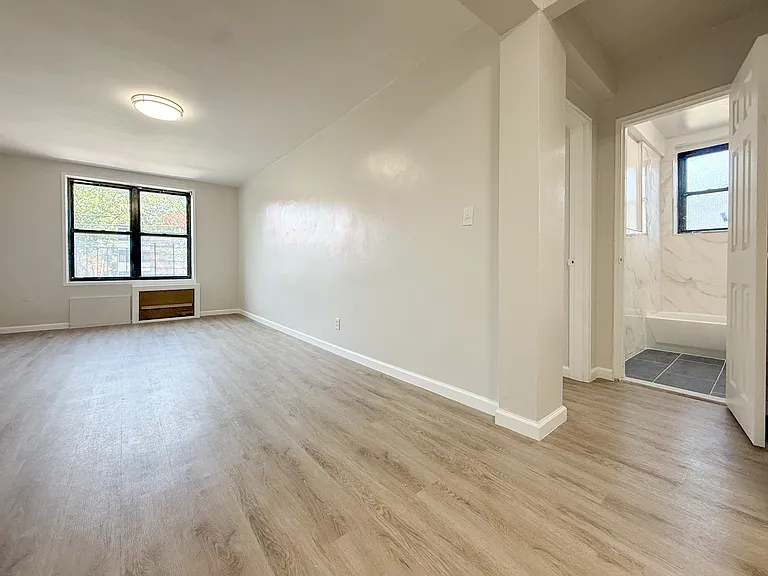 740 Clarkson Ave #2H — Photo 7
