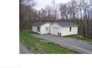 24 Daggett St, Milo, ME 04463