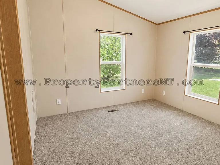118 Sunlight Ave — Photo 6