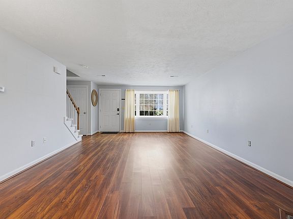 4th image of 13 Pullard Rd Unit 31