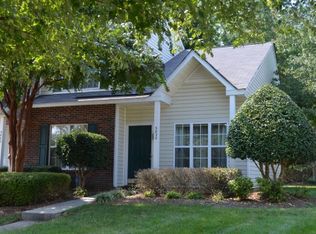 5820 Cougar Ln, Charlotte, NC 28269