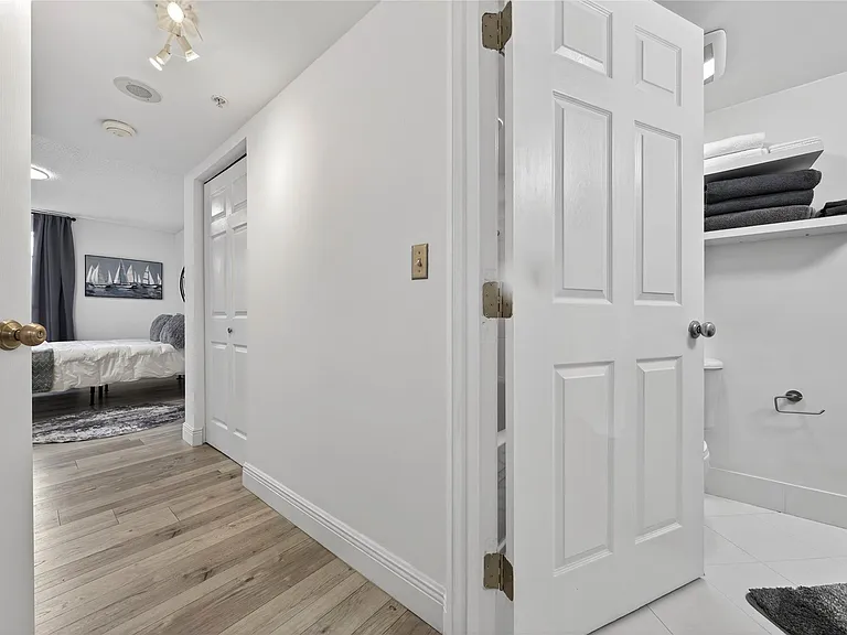520 SE 5th Ave #2404 — Photo 17