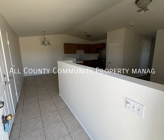 58439 Palisade Dr #B — Photo 3
