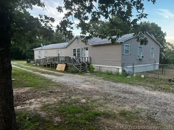 723 Seminole Pass, Sand Springs, OK 74063