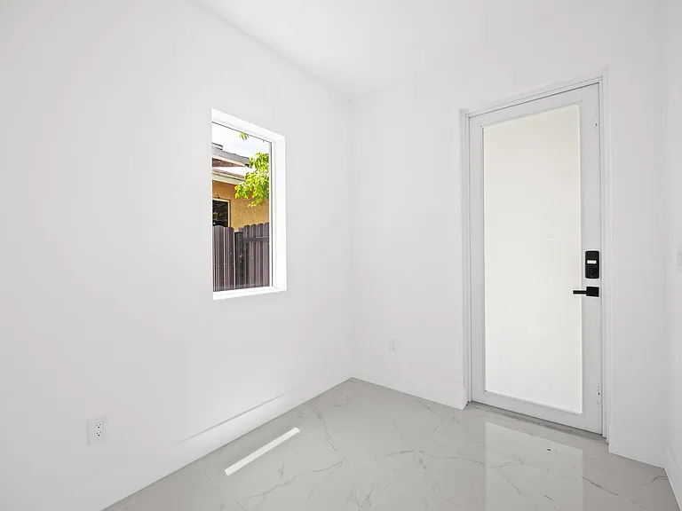 1355 NW 42nd St #1355 — Photo 10
