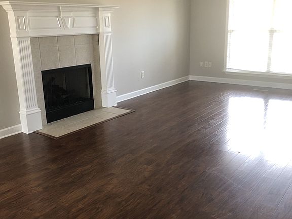 4th image of 3327 Hopewell Ct