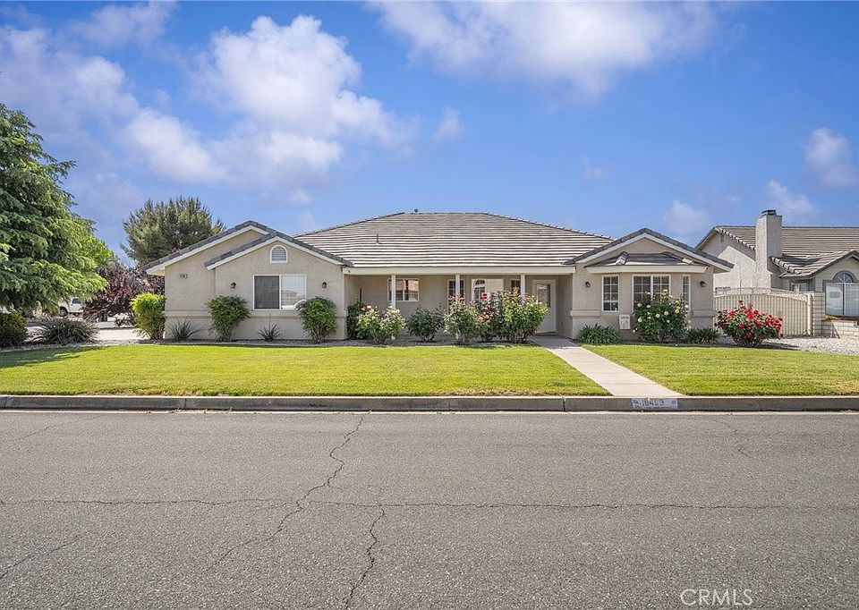 1st image of 18499 Mountain Meadows Dr