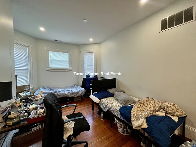 374B Centre St #2 — Photo 17