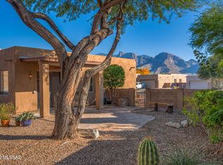 402 W Sugar Loaf Rd, Tucson, AZ 85737