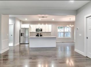 129 Aurora Dr #10, Asheville, NC 28805
