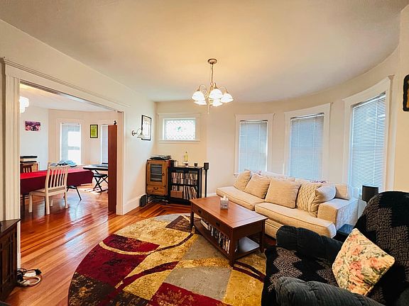 3rd image of 305 Washington St #1
