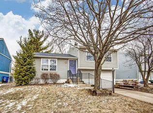 3792 Farm Brook Ln, Columbus, OH 43204