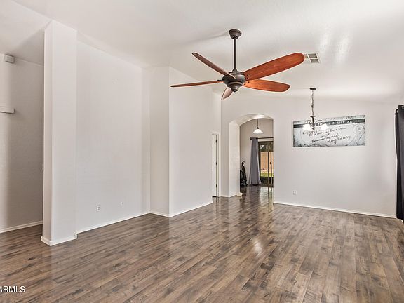 4th image of 34631 N PICKET POST Drive