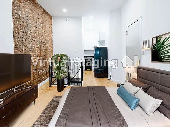 2nd image of 479 Warren St APT 1B