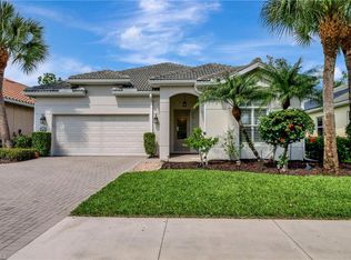 3622 Grand Cypress Dr, Naples, FL 34119