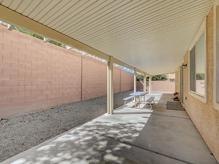 6637 Cliff Shore Ct — Photo 55