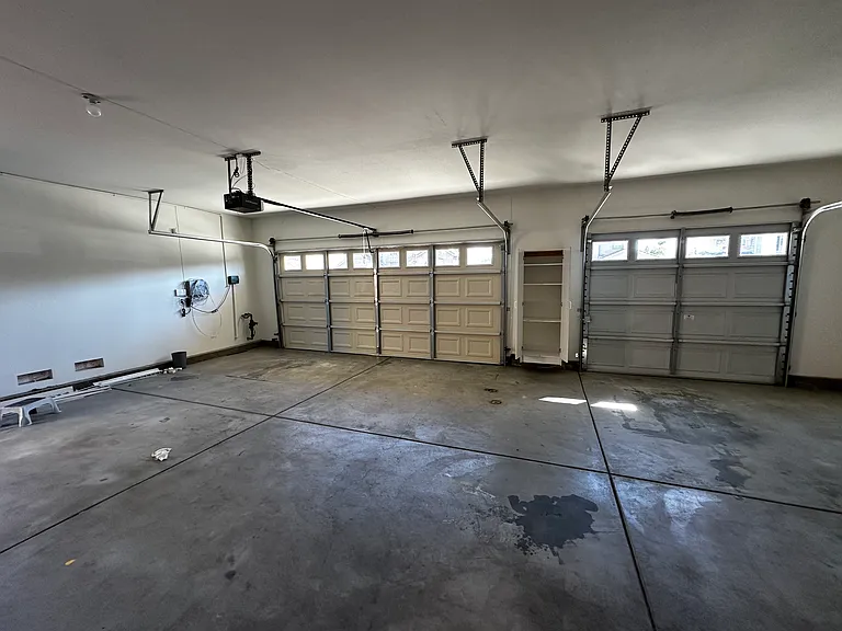 Emerald Ave — Photo 44