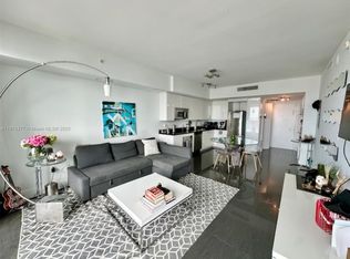 92 SW 3rd St APT 4107, Miami, FL 33130