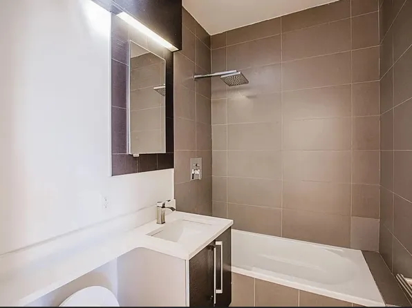 21 Montrose Avenue image 1 of 6