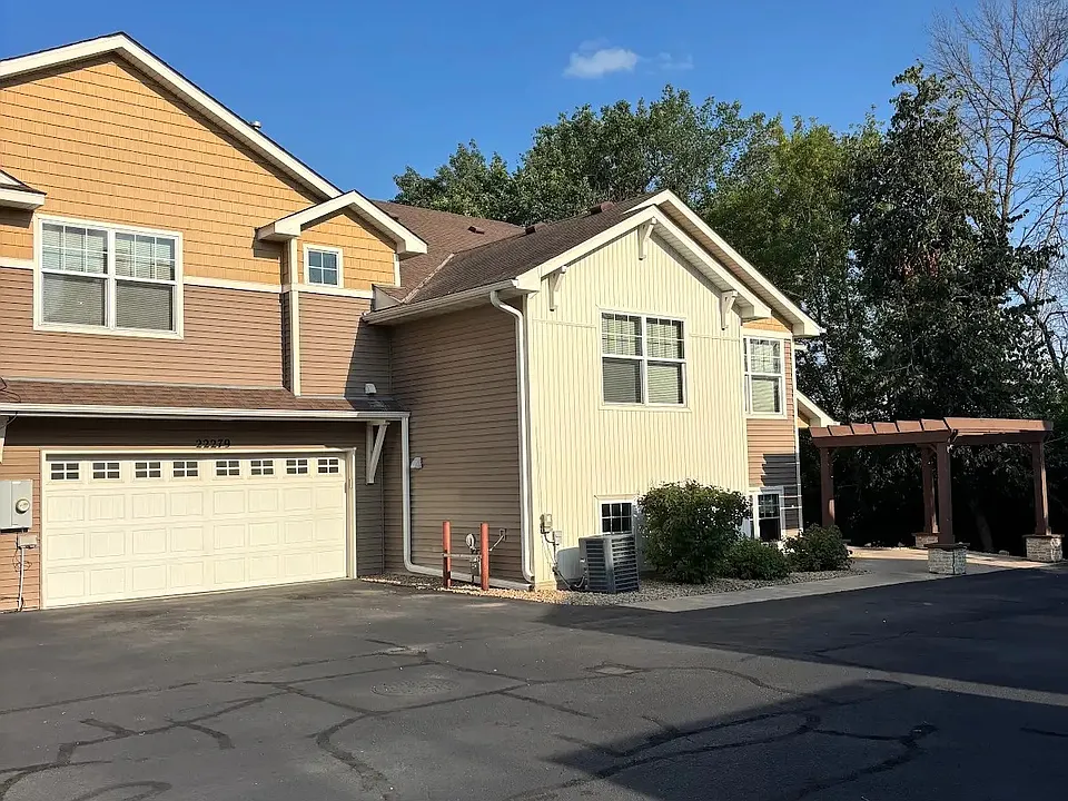 22279 Cameo Ct