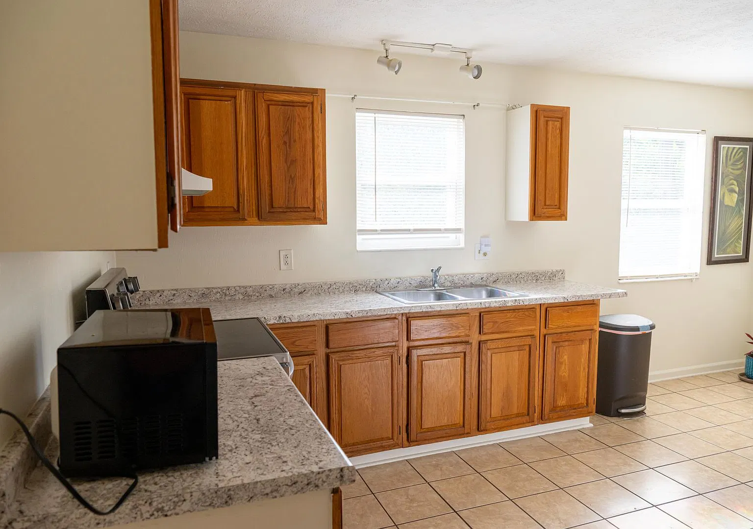 3422 Orlando Drive — Photo 3