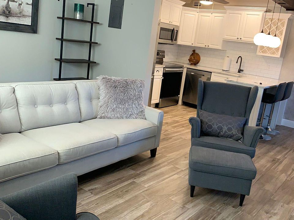 1st image of 175 Brittany Way #175